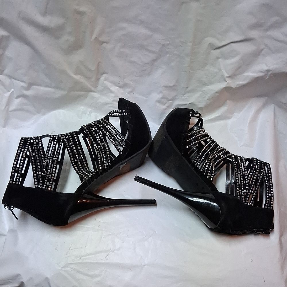 Chic Black Rhinestone Heels - Picture 5 of 14
